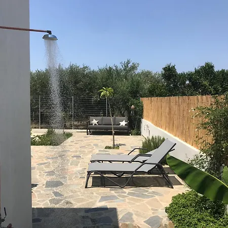 Holiday home Utopia Residences Gaia House Petrokefalion